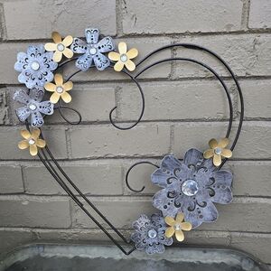 Heart-Shaped Metal Art Sculpture with Gold and Silver Flowers